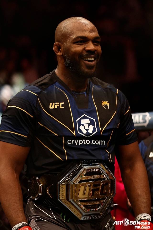 결국 겁쟁이의 길을 선택한 존 존스. 그를 향해 ‘독설가’로 유명한 스티븐 A. 스미스가 일침을 가했다. 사진=AFPBBNews=News1