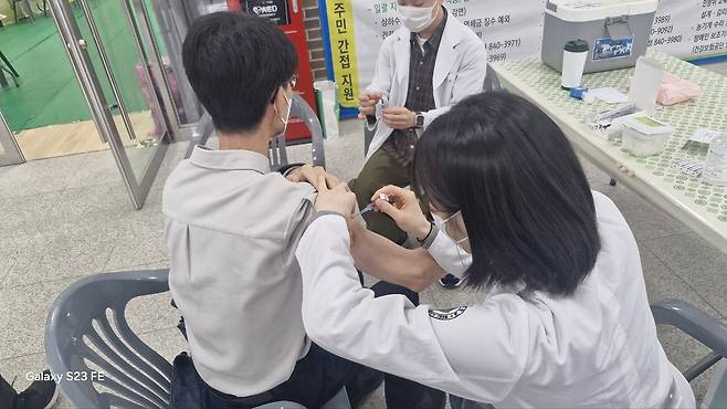 안동시가 26일부터 60세 이상 대상포진 무료 예방접종을 한다[안동시 제공]