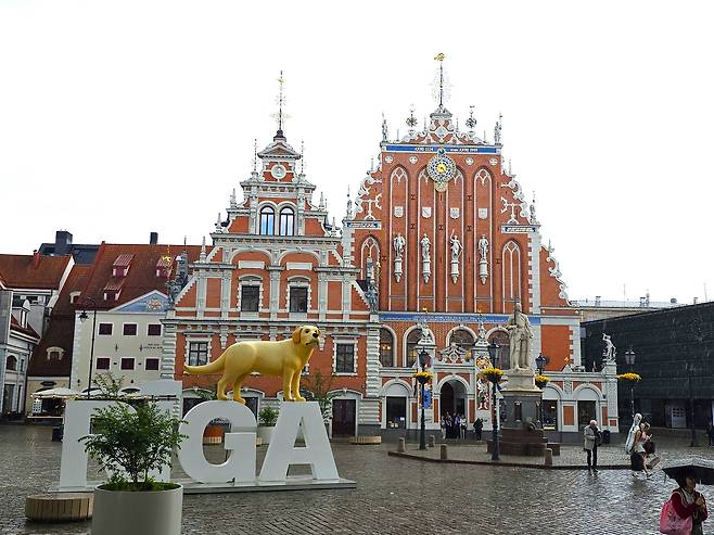 세계유산인 리가 구시가지. 검은버리성당 광장