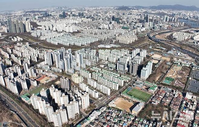 [서울=뉴시스] 개포 우성 7차 재건축 단지 전경.