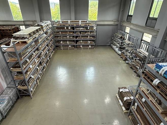 [서울=뉴시스] 관월당 부재 보관한 파주 전통건축수리기술진흥재단 (사진=국가유산청 제공) 2025.06.24. photo@newsis.com *재판매 및 DB 금지