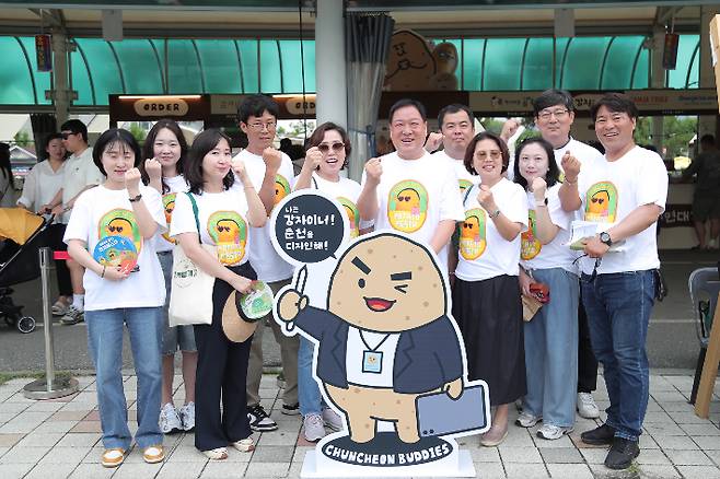 '2025 춘천 감자 페스타'가 21일~22일 이틀간 신북 샘밭장터에서 열렸다. 춘천시 제공