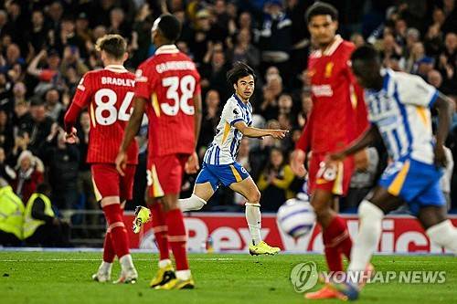 뮌헨 전문 매체 '바이에른 인사이더'가 23일(한국시간) 뮌헨이 PSG(프랑스) 윙어 브래들리 바르콜라를 열망하고 있지만, 미토마 가오루는 더 이상 좇지 않는다고 보도했다.연합뉴스