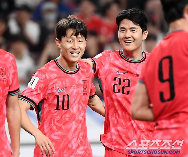 10일 서울월드컵경기장에서 열린 대한민국과 쿠웨이트의 2026년 북중미월드컵 아시아 3차예선 B조 최종전. 네 번째 골을 넣은 이재성이 기뻐하고 있다. 상암=정재근 기자 cjg@sportschosun.com/2025.6.10/