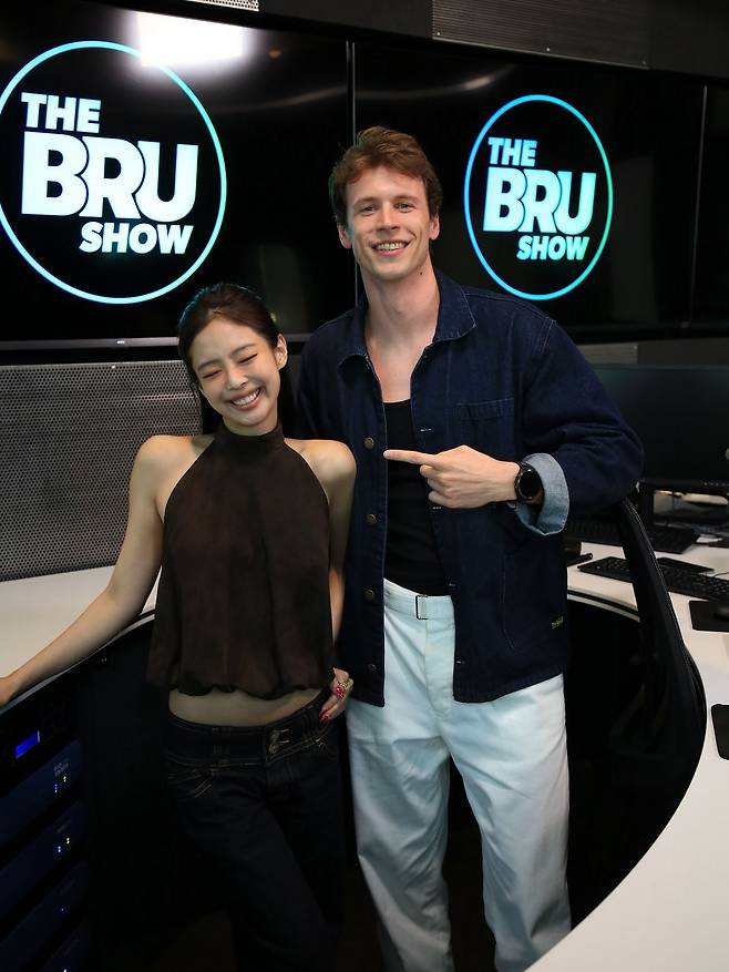 인스타그램 @thebrushow