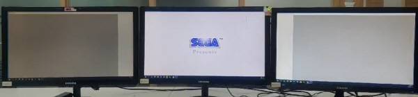 세가 로고는 이렇게 긴 화면을 채우지 못했다