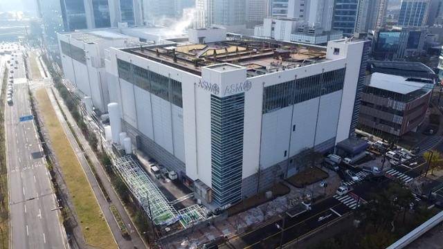 (주)디어스이앤씨가 경기 화성시 동탄에 건설한 반도체 장비기업 ASMK의 화성2공장 전경. 회사 제공