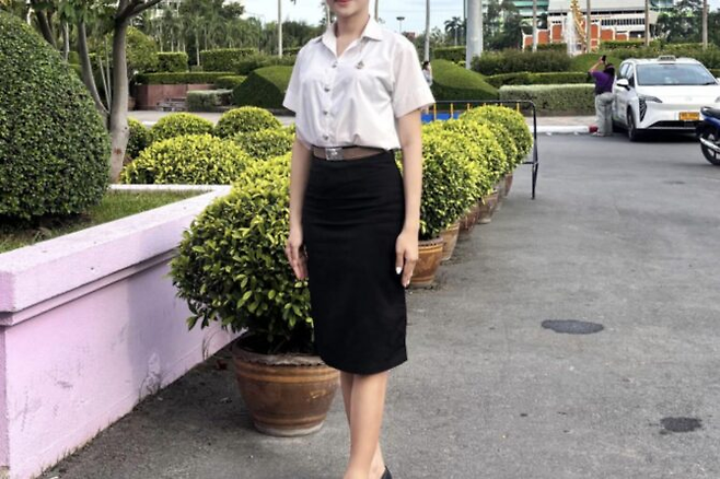 푼야팟 데차밤룽이 입은 복장. [사진 = 페이스북]