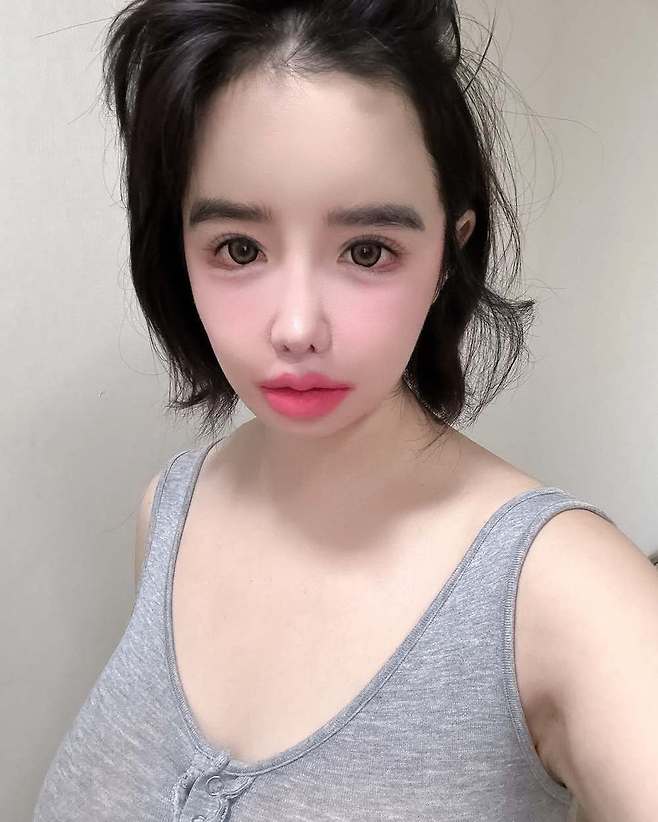 박봄 소셜네트워크서비스 계정