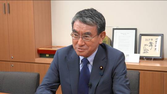 고노 다로 일본 자민당 의원이 17일 도쿄 지요다구 중의원회관에서 채널A와 인터뷰하고 있다. 
촬영=박용준 기자