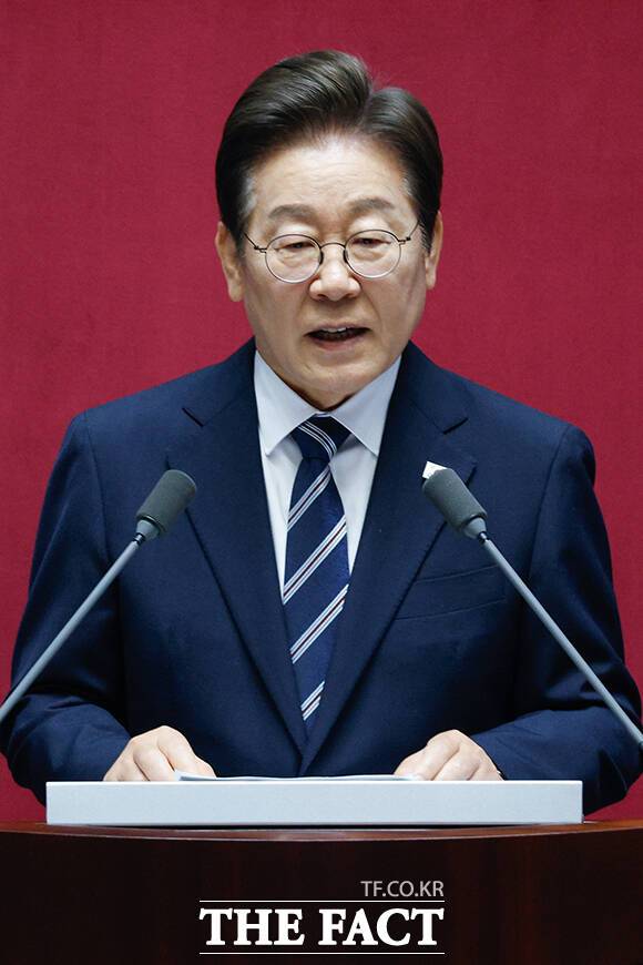 시정연설 하는 이재명 대통령.