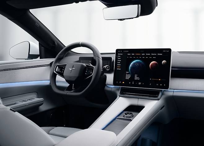 2026년형 폴스타 4 실내