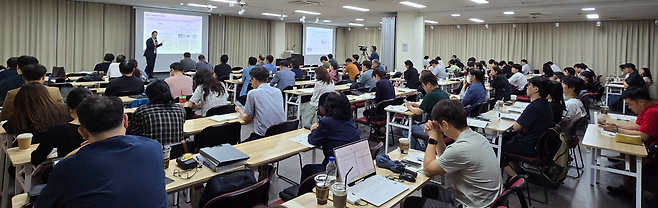 E-순환거버넌스가  25일 삼성역 스페이스쉐어에서 'ESG나눔 함께배움' 1차 교육을 개최했다.