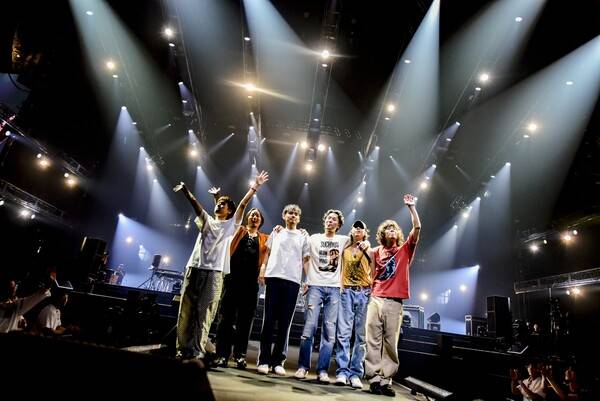 ▲ 일본 록밴드 서치모스가 11월 내한 공연을 벌인다. 사진은 지난 21일과 22일 벌인 요코하마 공연 모습. 제공|Desital Natives