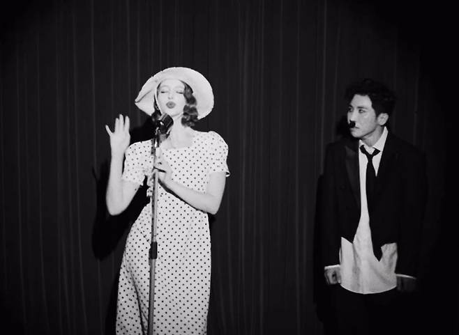 '리듬이 깨져' 뮤직비디오 캡처