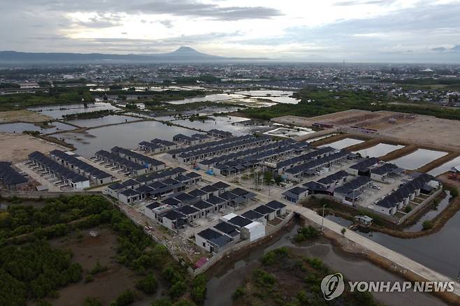 인도네시아 주택 공급 인도네시아 반다 아체 외곽에 건설 중인 주택 단지. 
[EPA 연합뉴스 자료사진. 재판매 및 DB 금지]