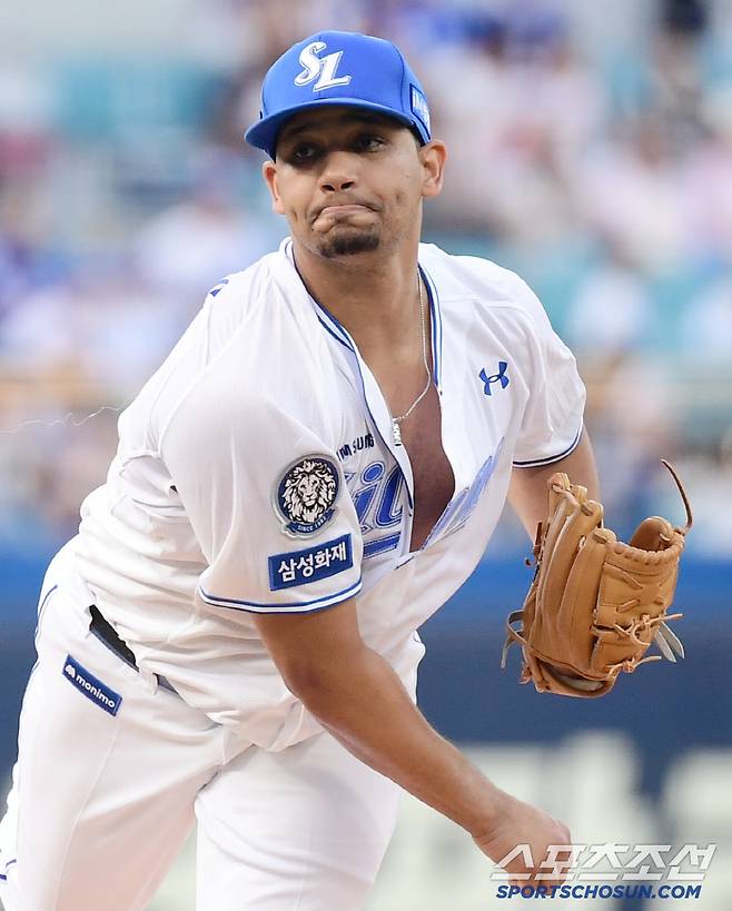 라팍을 찾은 삼성 팬들에게 강렬한 인상을 심어준 삼성 가라비토.