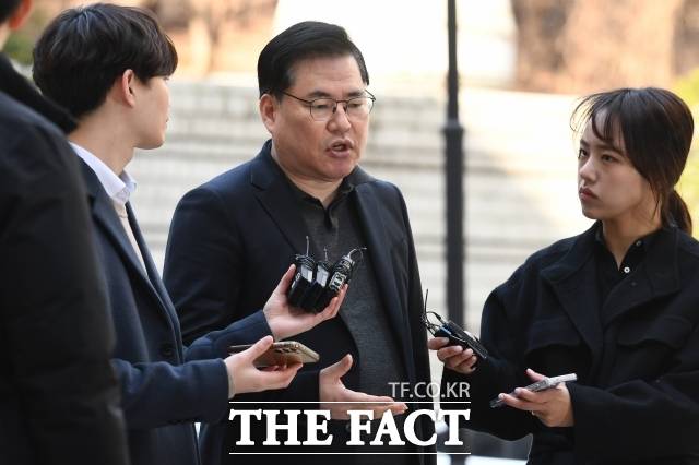 검찰이 이른바 '대장동 본류 사건'이라고 불리는 대장동 민간업자들의 뇌물·배임 혐의 1심 재판에서 유동규 전 성남도시개발공사 기획본부장과 화천대유자산관리대주주 김만배 씨에게 각각 징역 7년과 12년의 중형을 선고해 달라고 재판부에 요청했다. 사진은 유 전 본부장. /서예원 기자