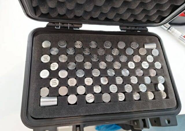 기념 캡슐을 실은 셀레스티스 탑재 케이스 (출처=셀레스티스)