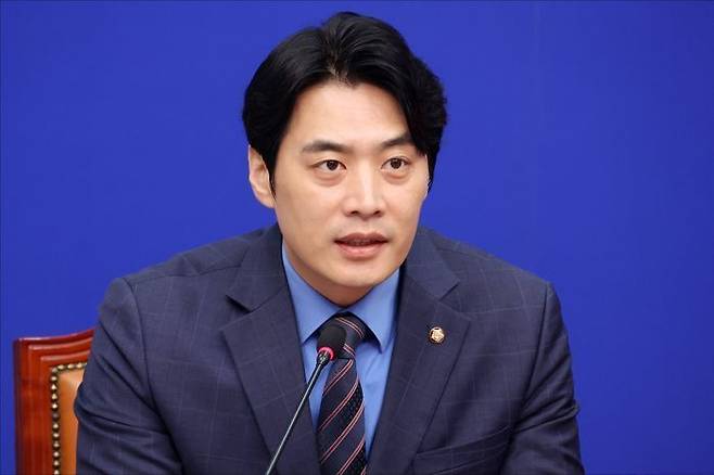 한준호 더불어민주당 최고위원이 지난 18일 오전 국회에서 열린 민주당 최고위원회의에서 발언을 하고 있다. ⓒ데일리안 홍금표 기자