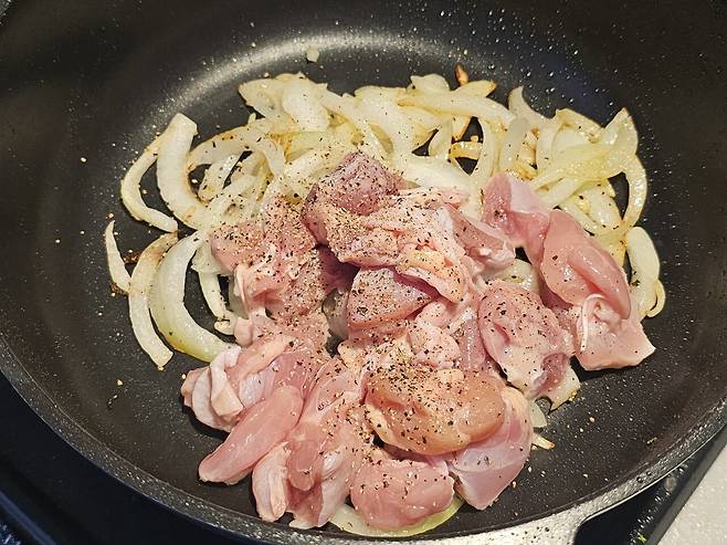 점심으로 탄두리치킨 만들어 보았습니다.jpg