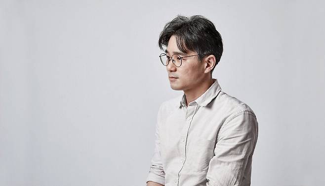 장강명 작가. 동아시아 제공