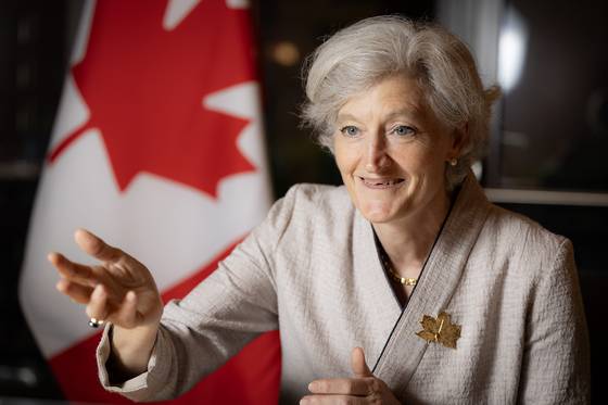 타마라 모휘니 캐나다 대사가 25일 오전 서울 중구 캐나다 대사관에서 중앙일보와 인터뷰를 했다. 전민규 기자