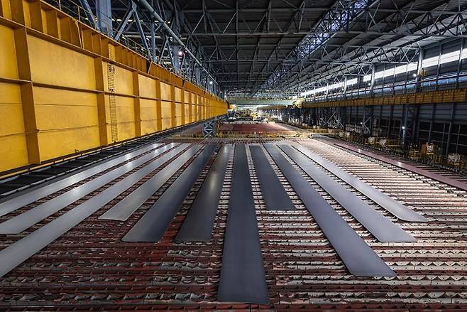 고망간강 후판공장 제품 적치 모습. 2025.5.28. 사진=포스코