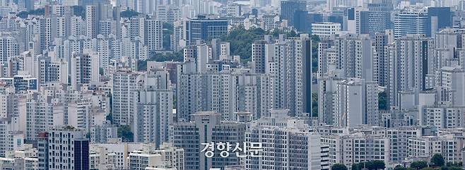 지난 15일 남산에서 바라본 서울 마포 일대 아파트 단지 모습. 문재원 기자