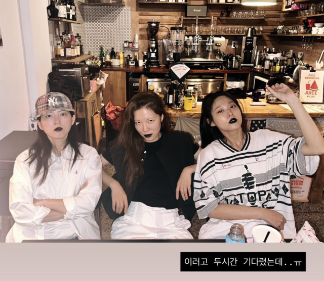 설현이 아쉬움을 드러냈다./김설현 인스타그램