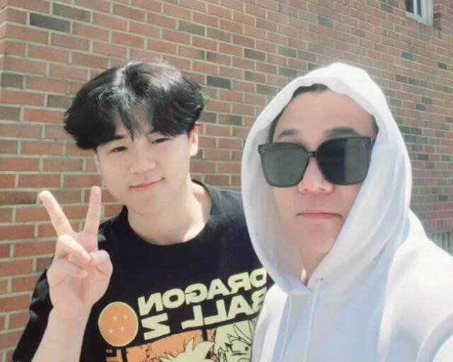 윤민수의 아들 윤후가 미국 명문대에 합격한 사실이 알려졌다. / 윤민수 소셜미디어 캡처