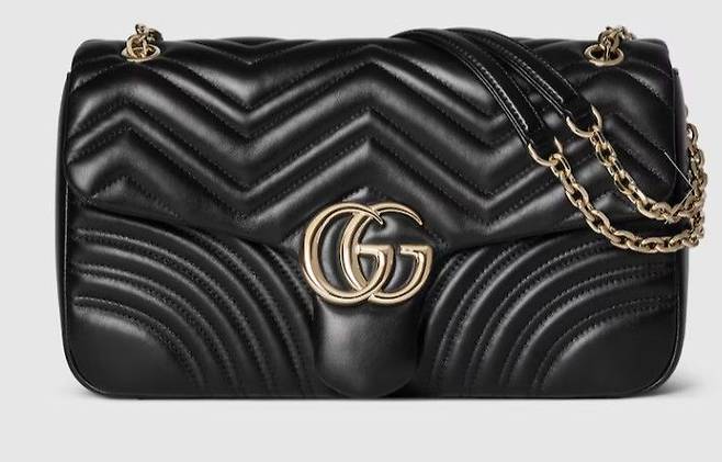 [서울=뉴시스] 이탈리아 명품 브랜드 구찌의 'GG마몽 라지 숄더백' (사진=구찌 홈페이지 캡처) *재판매 및 DB 금지