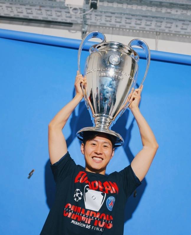 이강인. 선수 개인 SNS