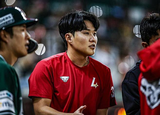 ▲ 언젠가 찾아올 더 중요한 임무를 위해 보이지 않는 곳에서 꾸준히 노력하고 있는 최민준 ⓒSSG랜더스