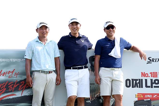 김경태(오른쪽부터), 배상문과 동반 플레이한 강성훈 [KPGA 제공. 재판매 및 DB 금지]