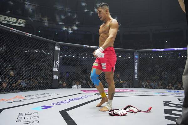 이날 경기를 끝으로 선수 은퇴를 선언한 박형근. ⓒ로드FC