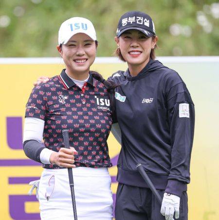 박희영(왼쪽)과 박주영은 한국 여자 골프를 대표하는 자매골퍼다. 사진제공=KLPGA