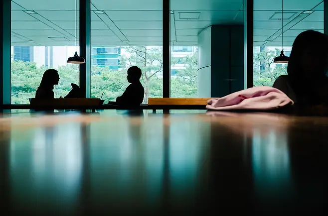 24b0d76bb0856be879bad4a536ef203ea6f0e810afb58d83