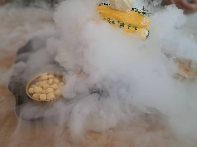 화이트 블로우!