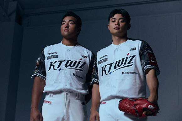 kt wiz가 호국보훈의 달을 맞아 출시한 밀리터리 유니폼. 2025.6.4 /kt wiz 제공