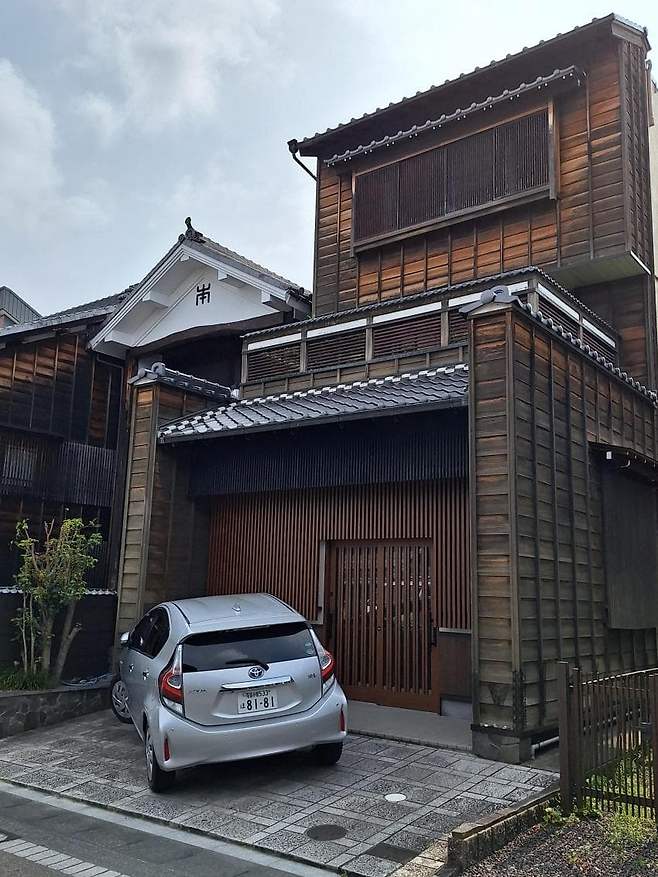 7fed8273b5846af451ef8ee743837173117b6472c5597017b140694d05cd840d