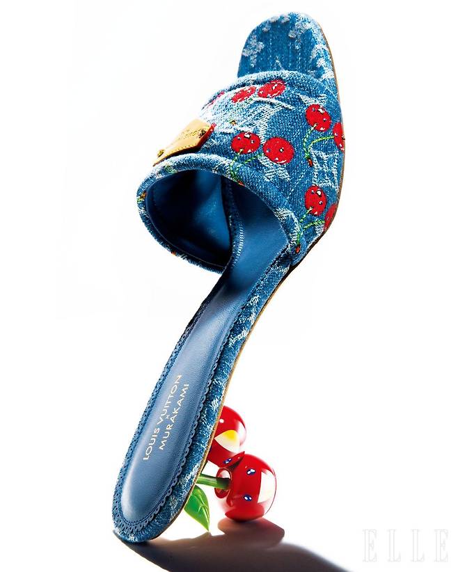 LV x TM 릴리 뮬은 2백13만원, Louis Vuitton.