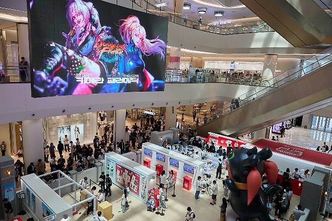 넥슨은 지난 13일부터 22일까지 서울 롯데월드타워·몰에서 열린 던전앤파이트 IP 기반으로 한 공식 팝업스토어 '스노우메이지'를 통해 약 1만5000명의 방문객을 끌어모았다. 넥슨 제공