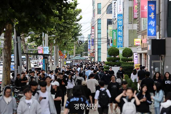 ‘사교육 1번지’ 서울 강남구 대치동 학원가 모습 / 조태형 기자