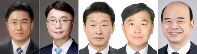 왼쪽부터 이진수 신임 법무부 차관, 류제명 신임 과기부 제2차관, 이호현 신임 산업부 제2차관, 이형훈 신임 복지부 제2차관, 이상경 신임 국토부 제1차관. 연합뉴스