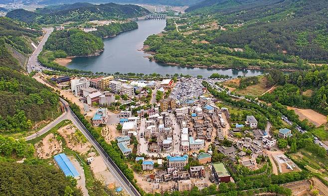 합천영상테마파크 전경. 합천군 제공