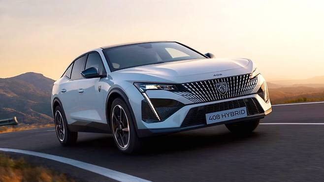 푸조 408 스마트 하이브리드