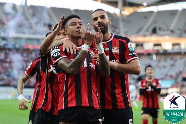 득점 후 환호하는 FC서울 제시 린가드. 사진┃한국프로축구연맹