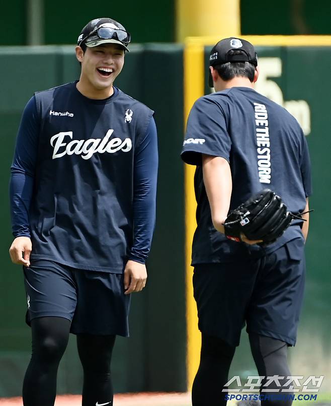 노시환 투구폼 흉내 목록에 문동주 하나 추가요~