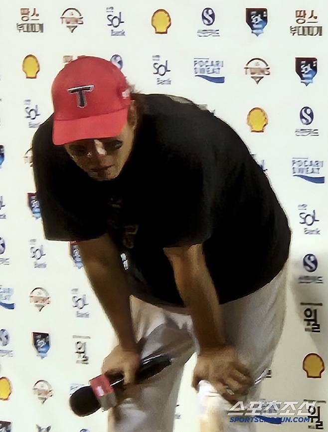 눈물 흘리는 KIA 타이거즈 고종욱. 잠실=김민경기자